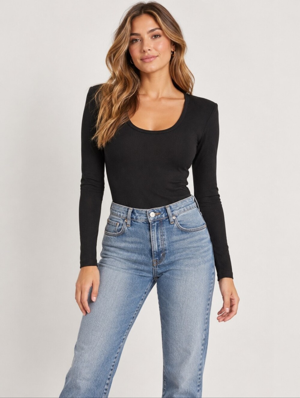 ❤️ ELIE TAHARI BLACK RIBBED SCOOP NECK BODYSUIT WITH SHOULDER PADS, MEDIUM